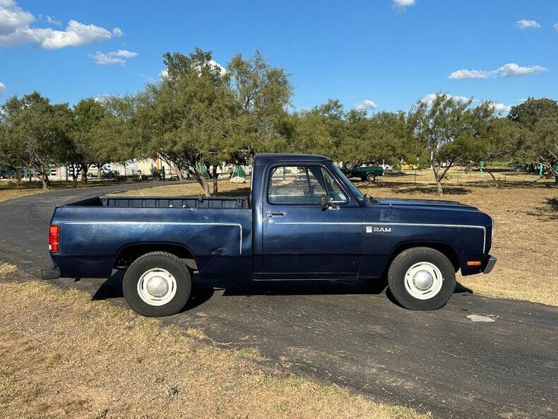 1982 Dodge RAM 150 Miser