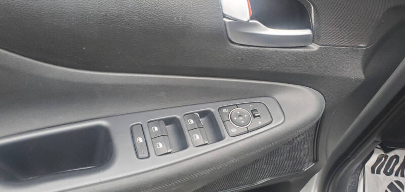 2021 Hyundai Santa Fe SE