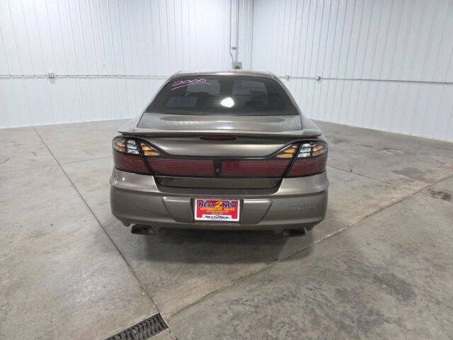 2000 Pontiac Bonneville SLE