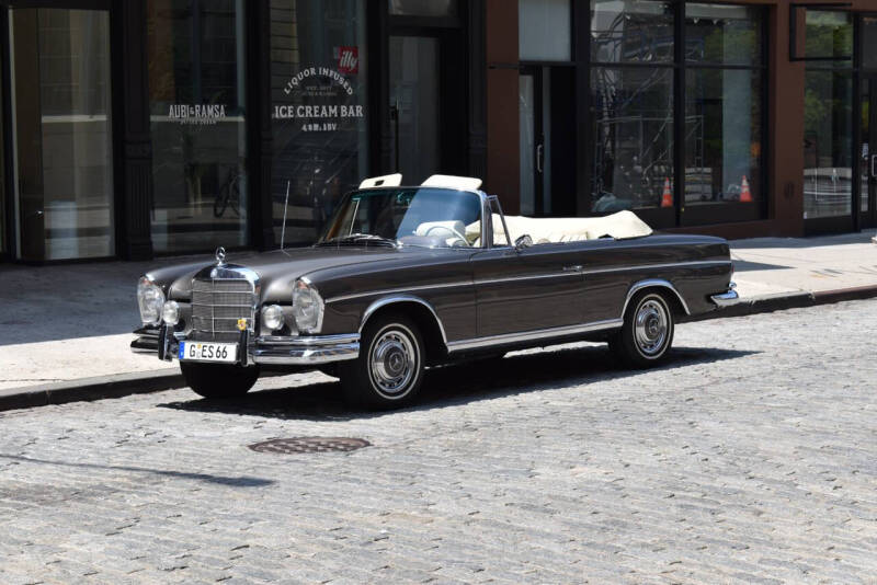 1966 Mercedes-Benz 300-Class