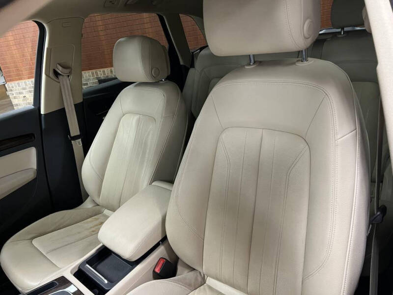 2019 Audi Q5 quattro Premium 45 TFSI