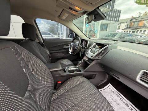 2017 Chevrolet Equinox LT