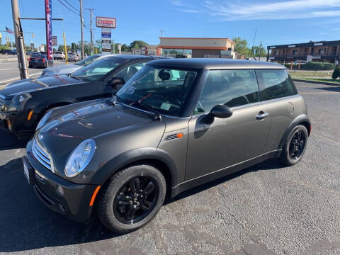 2006 MINI Cooper for sale at Bristol County Auto Exchange in Swansea MA