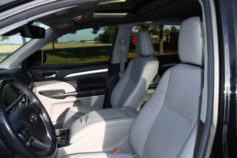 2017 Toyota Highlander XLE