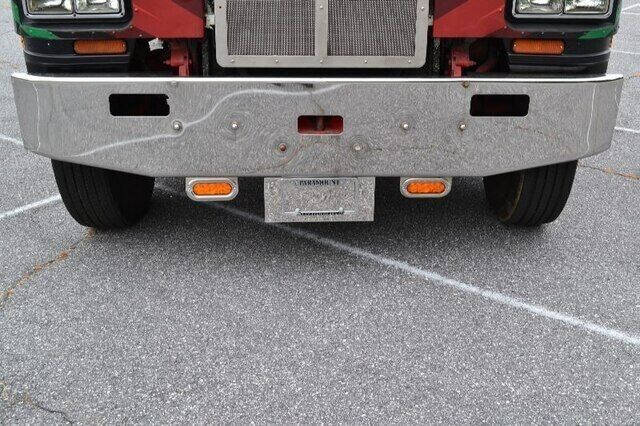 1983 Peterbilt 362 FAT CAB