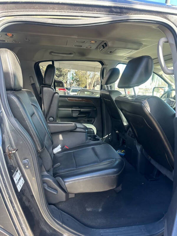 2012 Nissan Armada Platinum