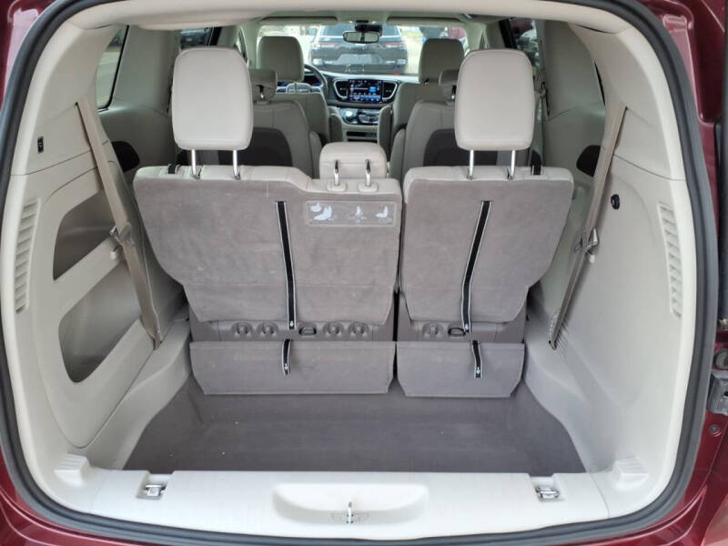 2021 Chrysler Pacifica Touring L