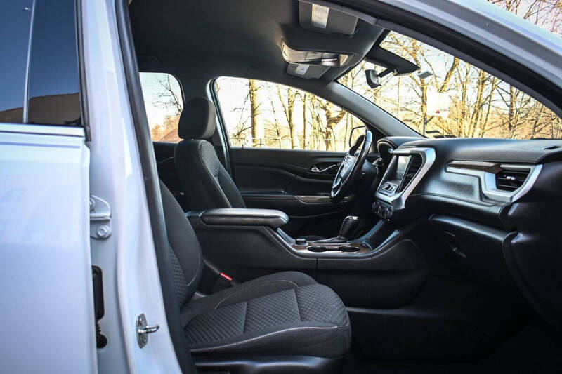2019 GMC Acadia SLE-1