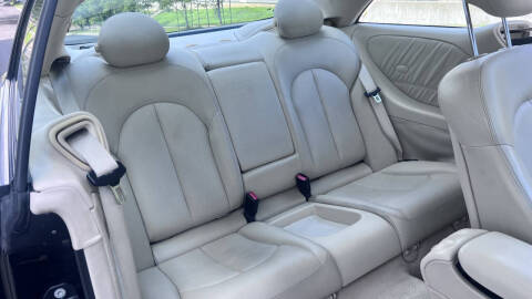 2005 Mercedes-Benz CLK CLK 320