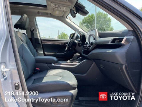 2023 Toyota Highlander Platinum