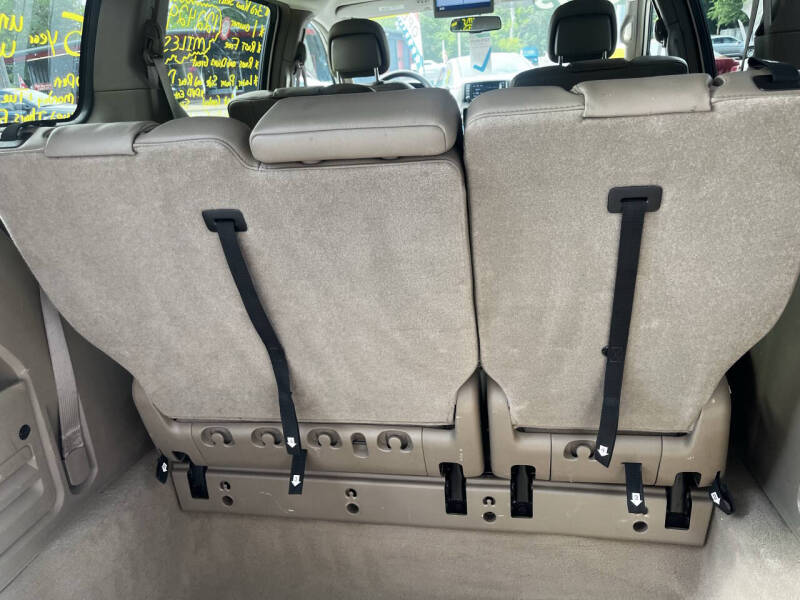 2013 Chrysler Town and Country Touring