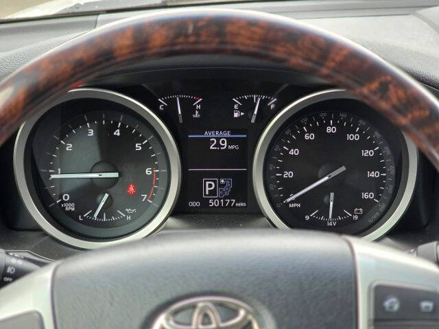 2013 Toyota Land Cruiser