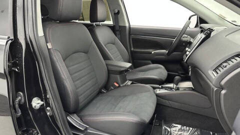 2025 Mitsubishi Outlander Sport S