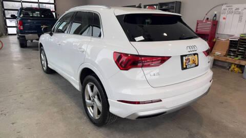 2021 Audi Q3 quattro Premium 40 TFSI