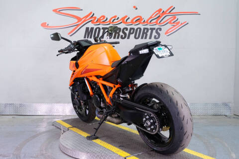 2024 KTM 1390 Super Duke R Evo
