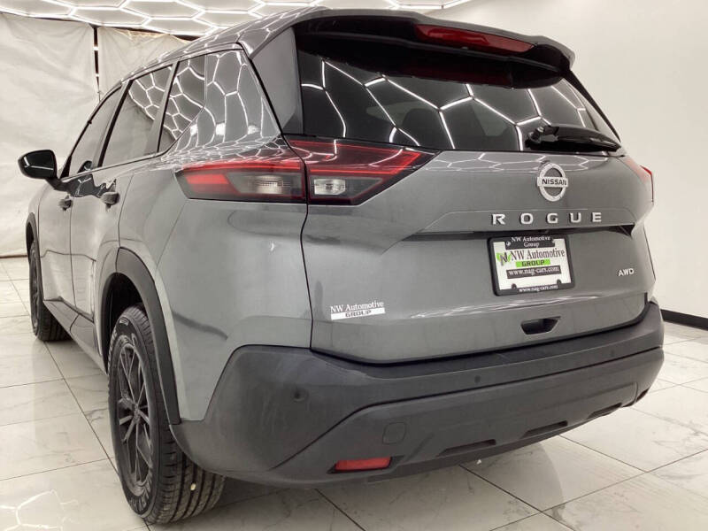 2021 Nissan Rogue S