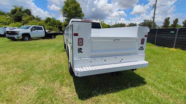 2024 GMC Sierra 2500HD Pro