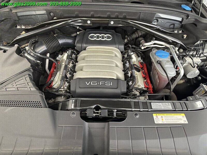 2012 Audi Q5 3.2 quattro Premium Plus