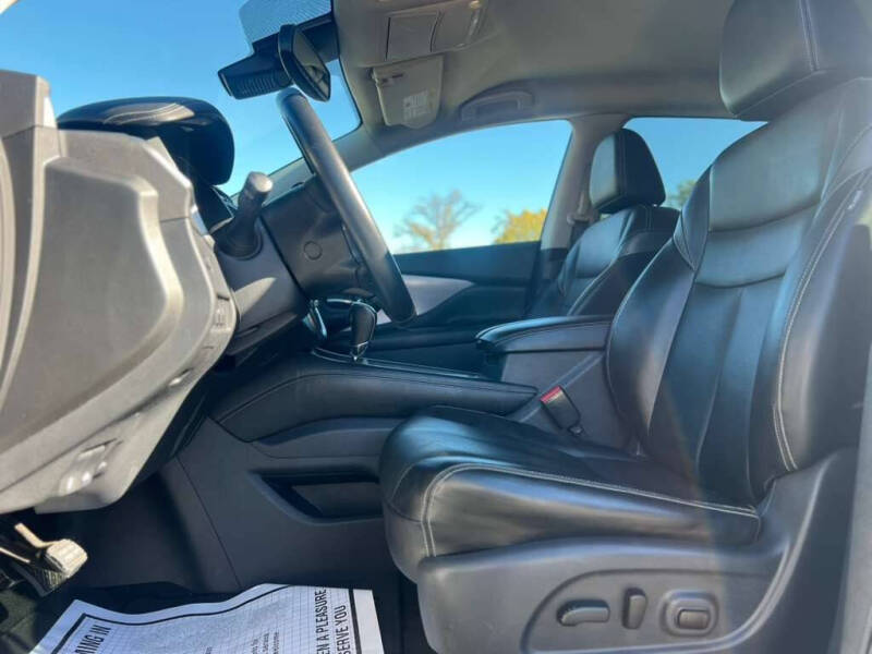 2022 Nissan Murano SL