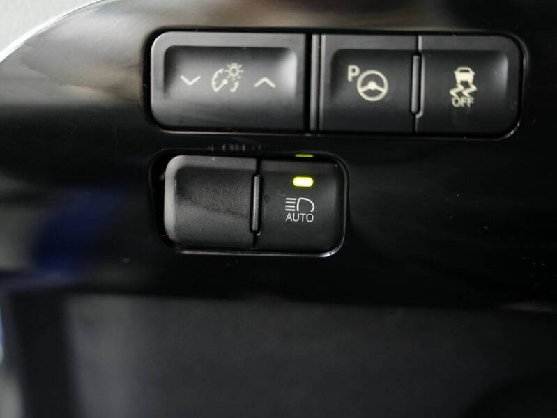 2018 Toyota Prius Two