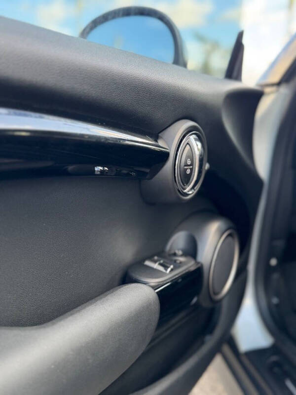 2015 MINI Hardtop 2 Door Cooper S