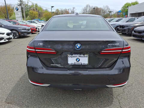 2025 BMW i5 xDrive40