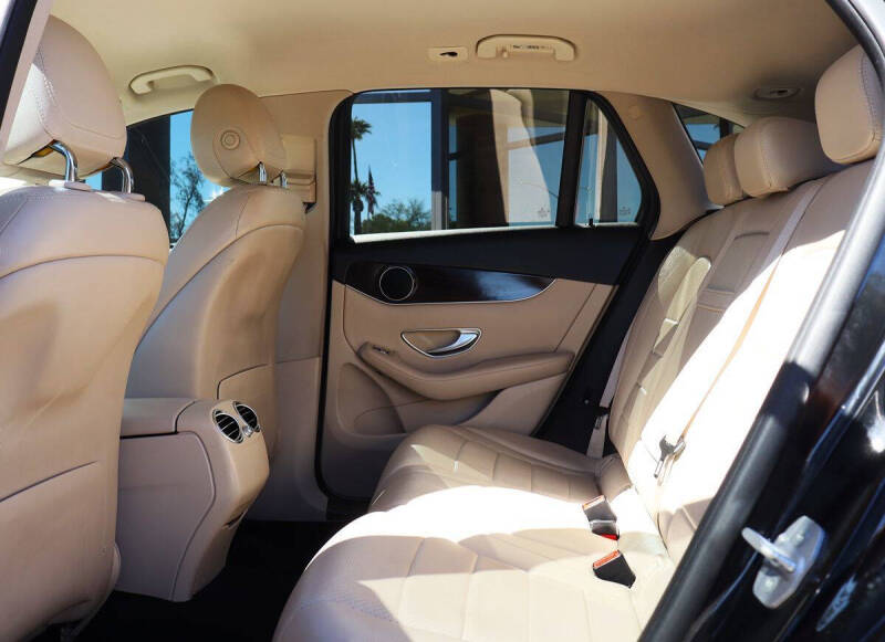 2016 Mercedes-Benz GLC GLC 300