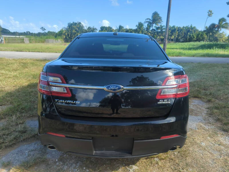 2016 Ford Taurus SEL