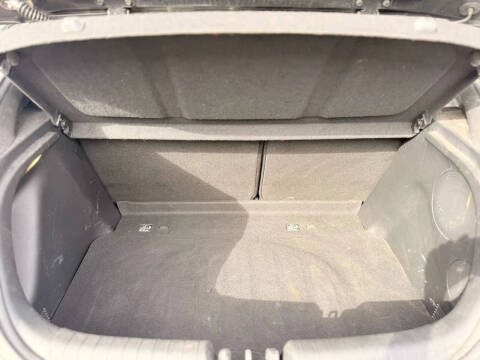 2019 Hyundai Veloster