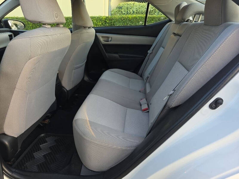 2016 Toyota Corolla LE