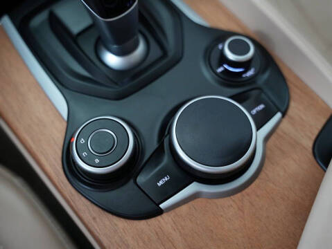 2018 Alfa Romeo Giulia Ti