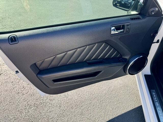 2013 Ford Mustang V6 Premium