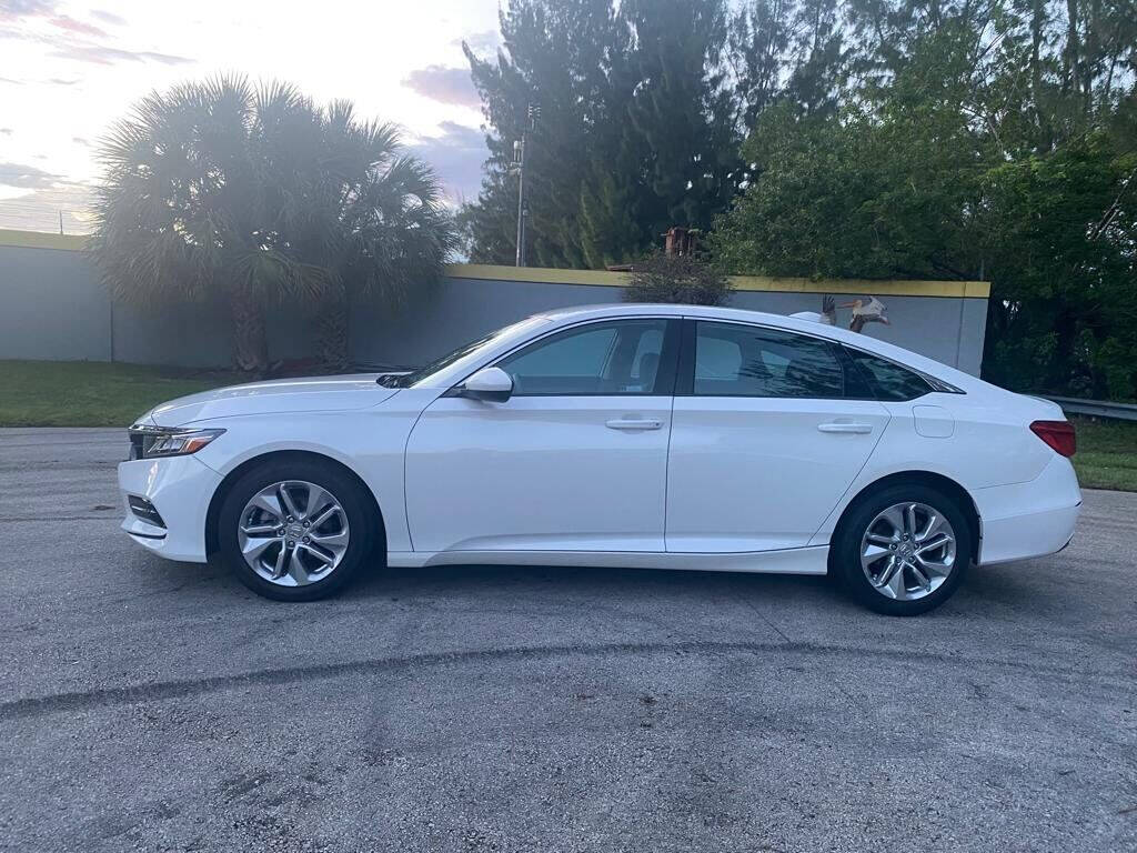 2018 HONDA Accord Sedan