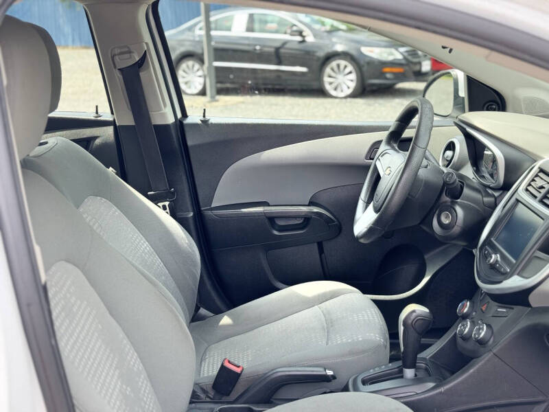 2017 Chevrolet Sonic LT Auto Fleet