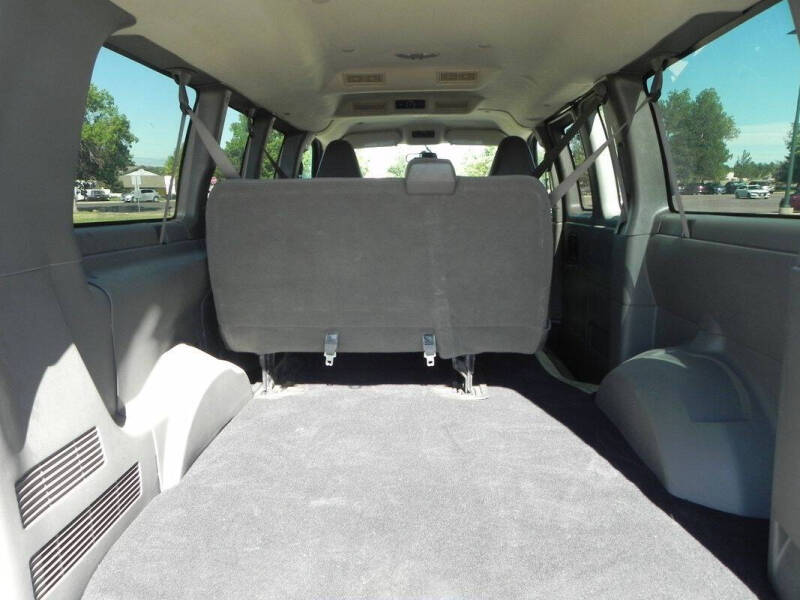 2017 Chevrolet Express LS 2500