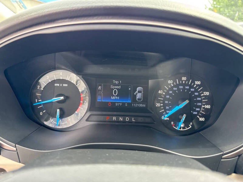 2017 Ford Fusion SE