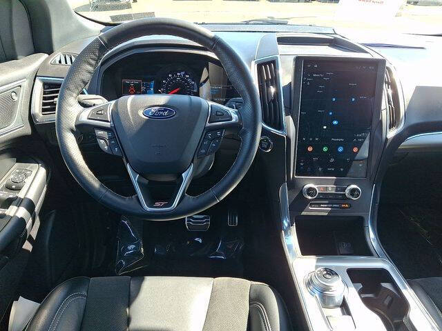 2022 Ford Edge ST