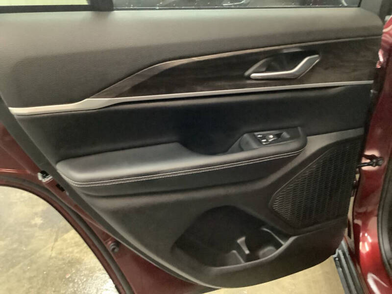 2026 Jeep Grand Cherokee Altitude
