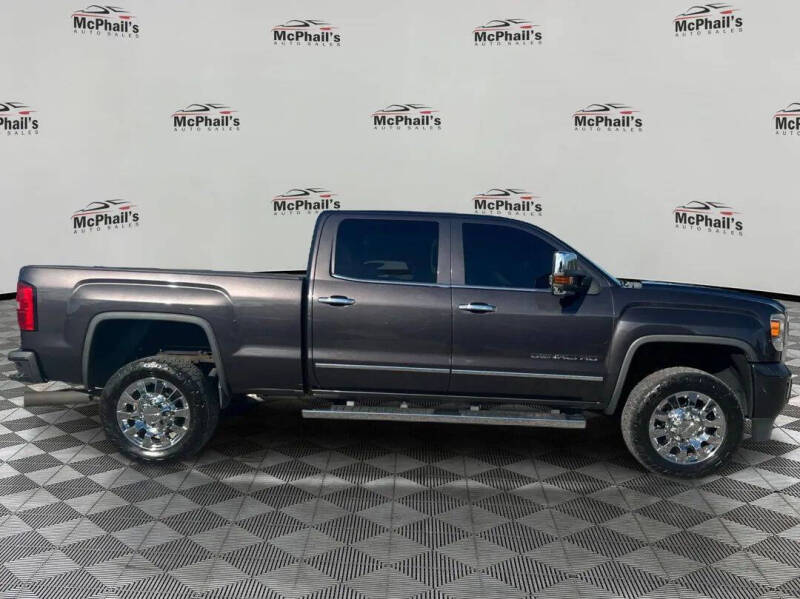 2016 GMC Sierra 2500HD Denali