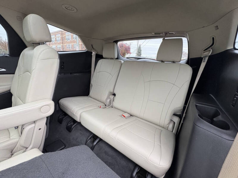 2019 Buick Enclave Essence