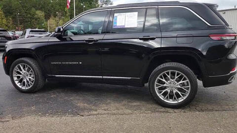2022 Jeep Grand Cherokee Summit