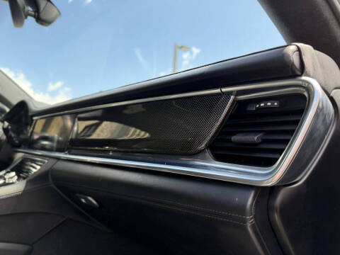 2017 Porsche Panamera Turbo