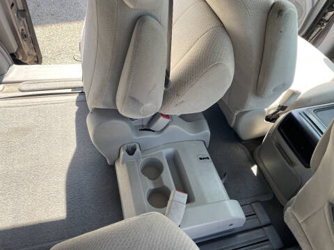 2013 Toyota Sienna LE 7-Passenger Auto Access Seat