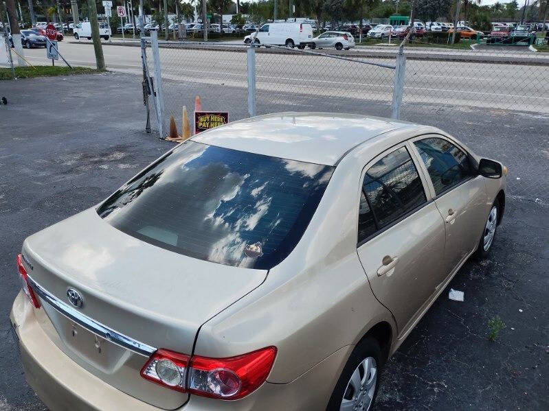 2013 Toyota Corolla L