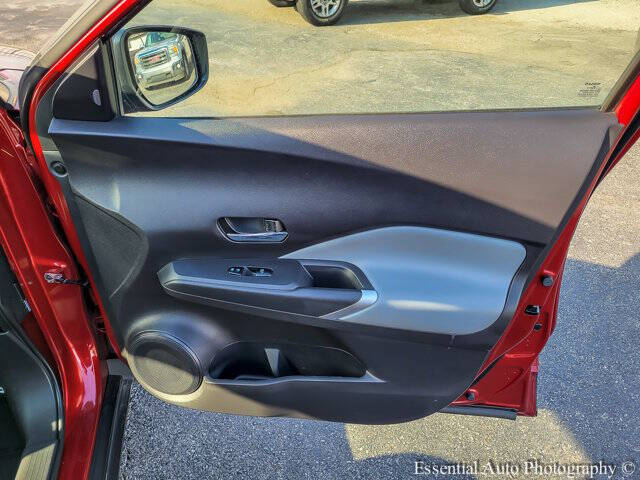 2024 Nissan Kicks SR