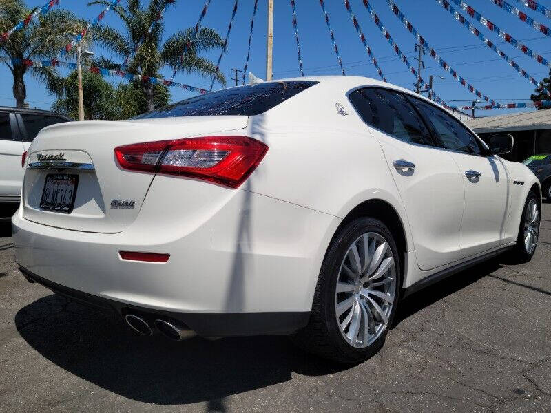 2016 Maserati Ghibli