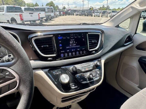 2017 Chrysler Pacifica Touring Plus