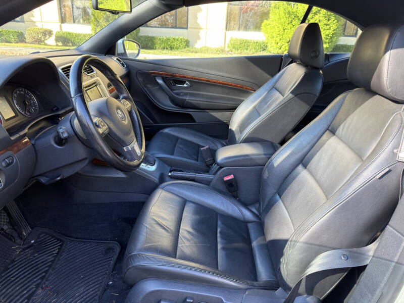 2012 Volkswagen Eos Lux SULEV