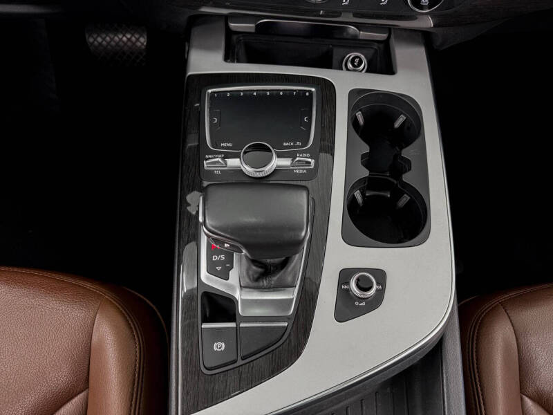 2018 Audi Q7 2.0T quattro Premium Plus