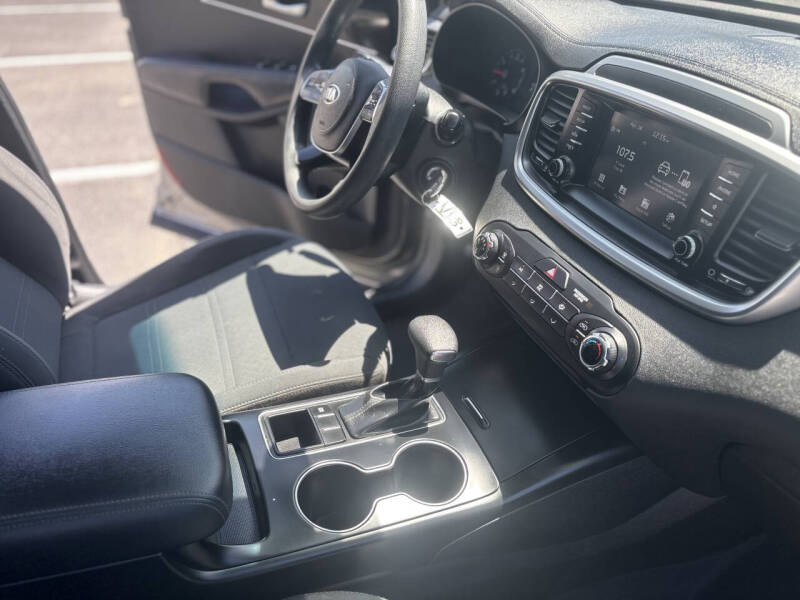 2019 Kia Sorento LX